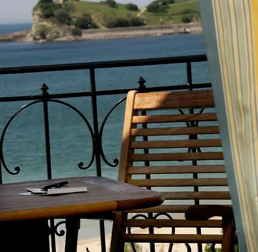 Готель De La - Jean De Luz Сен-Жан-де-Люз